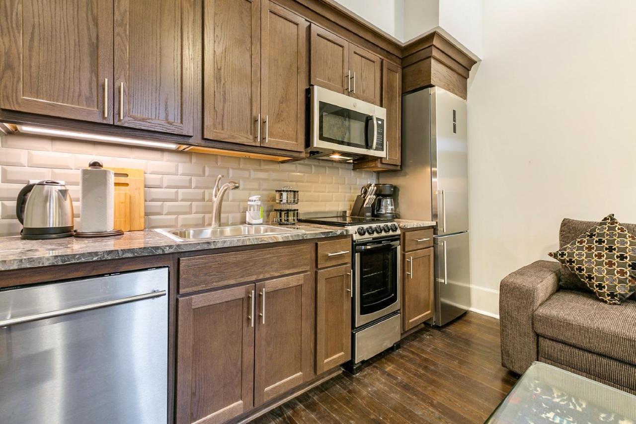 1 And 2 Bedroom Private Condos Steps Away From French Quarter New Orleans Exterior foto